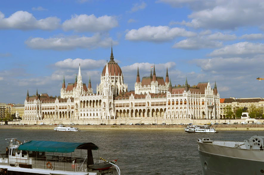 budapeşte parlamento binası